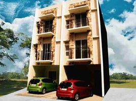 5 Bedroom Townhouse for sale in Northern District, Metro Manila, Valenzuela City, Northern District