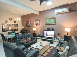 4 Habitación Casa en venta en Senai, Kulaijaya, Senai