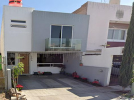 2 Bedroom House for sale in Zapopan, Jalisco, Zapopan