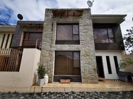 4 Habitación Villa en venta en Calderón Park, Cuenca, Cuenca, Cuenca