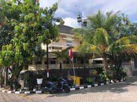 4 Kamar Vila for sale in Surabaya, East Jawa, Lakarsantri, Surabaya