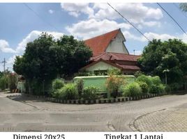 4 Bedroom House for sale in Wonocolo, Surabaya, Wonocolo