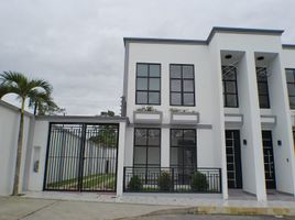 3 chambre Villa for sale in Santo Domingo De Los Colorados, Santo Domingo, Santo Domingo De Los Colorados