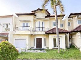 5 Habitación Villa en venta en Dukuhpakis, East Jawa, Dukuhpakis