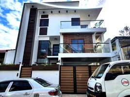 4 Bedroom Villa for sale in Quezon City, Eastern District, Quezon City