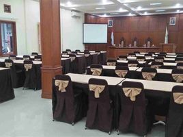 43 침실 호텔 & 리조트을(를) 보고, 웨스트 자와에서 판매합니다., Cisarua, 보고