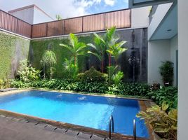 4 Bedroom Villa for sale in Universitas Katolik Indonesia Atma Jaya, Tanah Abang, Kebayoran Lama