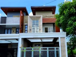 5 Bedroom House for sale in Wonocolo, Surabaya, Wonocolo