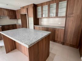 3 Bedroom House for sale in Conocoto, Pichincha, Conocoto