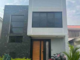 4 Bedroom House for sale in Daule, Guayas, Daule, Daule