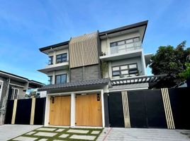 4 Bedroom House for sale in Manila International Airport LRT-1, Pasay City, Taguig City