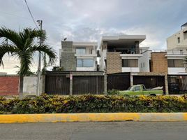 4 Bedroom House for sale in Portoviejo, Manabi, Portoviejo, Portoviejo