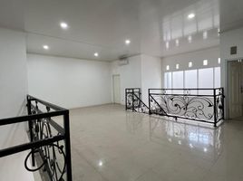 5 Kamar Rumah for sale in Medistra Hospital, Mampang Prapatan, Kebayoran Baru