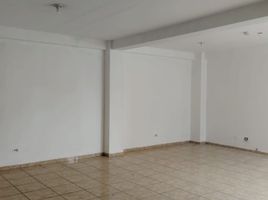 130 m² Office for rent in Lima, Surquillo, Lima, Lima