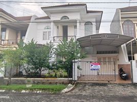 4 Bedroom House for sale in Gunung Anyar, Surabaya, Gunung Anyar