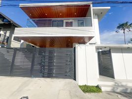 4 Bedroom House for sale in Paranaque City, Southern District, Paranaque City