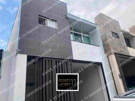 누에 보 레온PropertyTypeNameBedroom, 몬테레이, 누에 보 레온