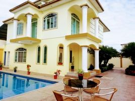 6 Bedroom House for sale in Tonsupa, Atacames, Tonsupa