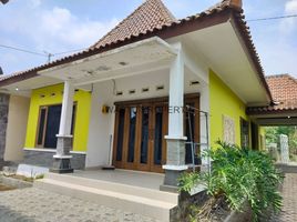 3 Kamar Vila for sale in Ngemplak, Sleman, Ngemplak