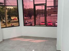 60 m² Office for rent in Aeropuerto Internacional José Joaquín De Olmedo, Guayaquil, Guayaquil