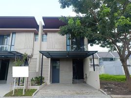 3 Kamar Vila for sale in Lakarsantri, East Jawa, Lakarsantri, Surabaya, East Jawa, Indonesia