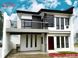 4 Bedroom House for sale in Valenzuela City, Northern District, Valenzuela City