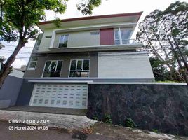 5 Bedroom House for sale in Bandung Institute of Technology, Sukajadi, Coblong