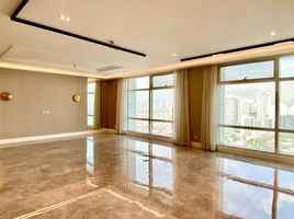 3 Bedroom Condo for sale at One Roxas Triangle, Makati City