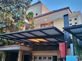 6 Bedroom House for sale in Surabaya, East Jawa, Lakarsantri, Surabaya