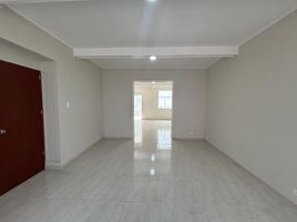 4 Habitación Casa en venta en University of Piura (Lima campus), Miraflores, Jesús María