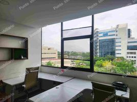 50 m² Office for rent in Ecuador, Guayaquil, Guayaquil, Guayas, Ecuador