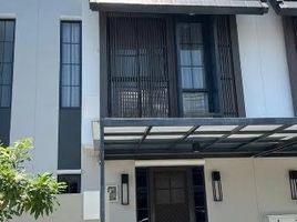 2 Bedroom House for sale in Gunung Anyar, Surabaya, Gunung Anyar