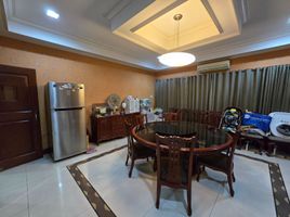 5 Bedroom House for sale in Caloocan City, Northern District, Caloocan City