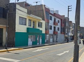 5 chambre Maison for sale in Ate, Lima, Ate