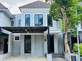 5 Bedroom Villa for sale in Lakarsantri, East Jawa, Lakarsantri, Surabaya, East Jawa, Indonesia