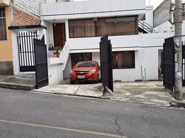 4 침실 주택을(를) 피신 차에서 판매합니다., Quito, 키토, 피신 차