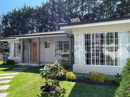 2 Bedroom House for sale in Cotacachi, Imbabura, Quiroga, Cotacachi