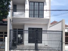 4 Habitación Villa en venta en Sukolilo, East Jawa, Sukolilo