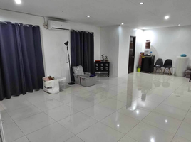 85 SqM Office for rent in Metro Manila, Quezon City, Eastern District, Metro Manila