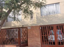 6 chambre Maison for sale in Ate, Lima, Ate