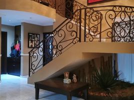 Maison 4 chambre à vendre à Monterrey, Nuevo Leon, Monterrey