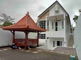 5 Kamar Vila for sale in Banguntapan, Bantul, Banguntapan