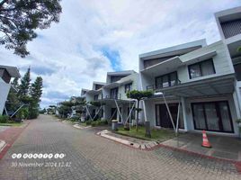 4 침실 주택을(를) Lembang, 반둥에서 판매합니다., Lembang