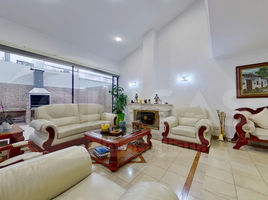 5 Bedroom House for sale in Bogota, Cundinamarca, Bogota