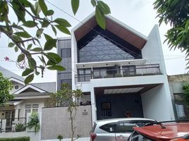 4 Bedroom Villa for sale in Banten, Pondok Aren, Tangerang, Banten