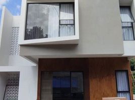 4 Bedroom House for sale in Cidadap, Bandung, Cidadap