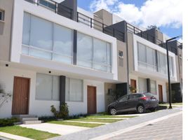 Maison 3 chambre à vendre à Tumbaco, Pichincha, Tumbaco