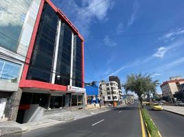 66 SqM Office for sale in Basilica of the National Vow, Quito, Quito, Quito