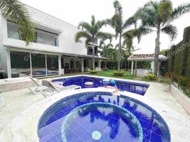 3 Habitación Villa en venta en Cali, Valle Del Cauca, Cali