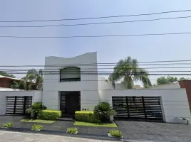 4 Habitación Casa en venta en Monterrey, Nuevo León, Monterrey
